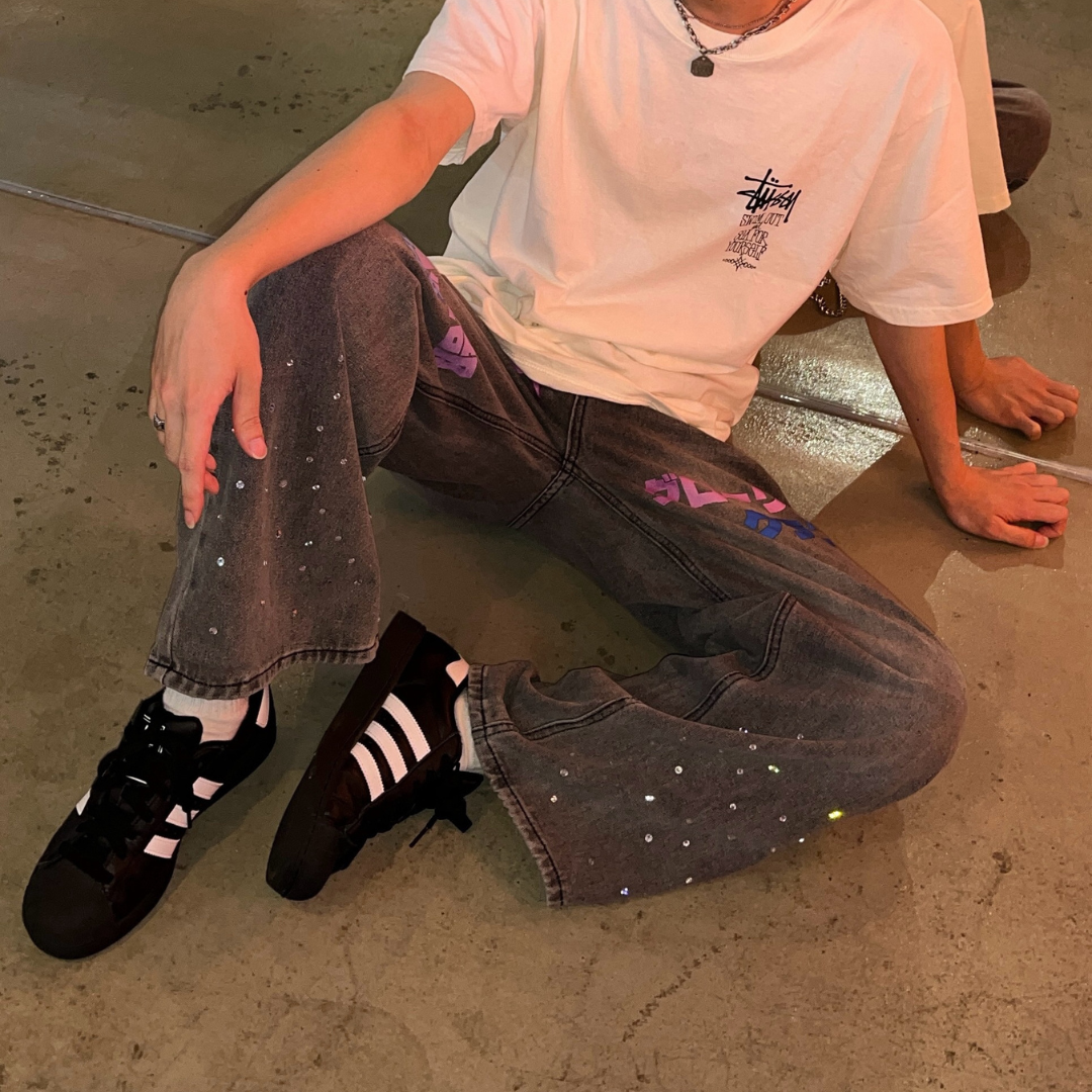 Glory Graffiti Washed Jeans